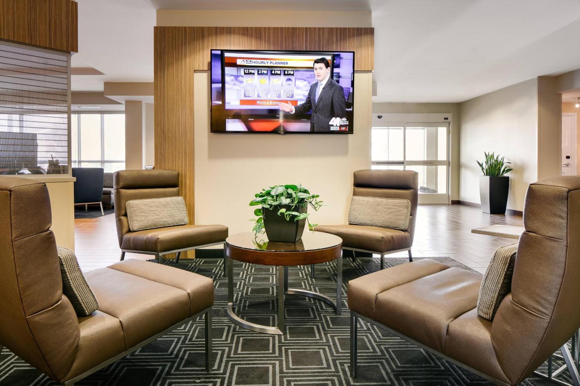 Towneplace Suites By Marriott Kansas City Airport Exterior foto